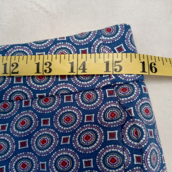 J. Crew Factory Blue Medallion Shorts, size 4 - Picture 9 of 11